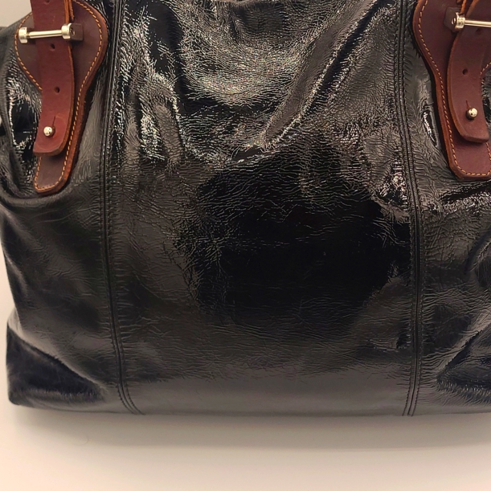 Pauric Sweeney Patent Leather Shoulder Bag. Made in Italy - Picture 10 of 11